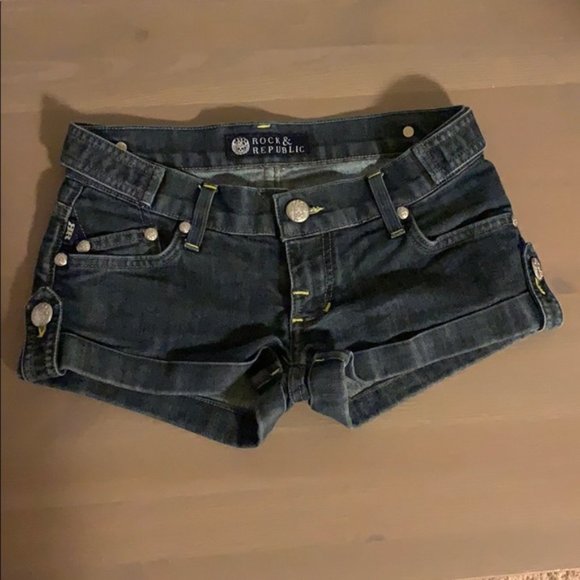 Rock & Republic Jean Shorts - Women’s Size 24 - Picture 2 of 6